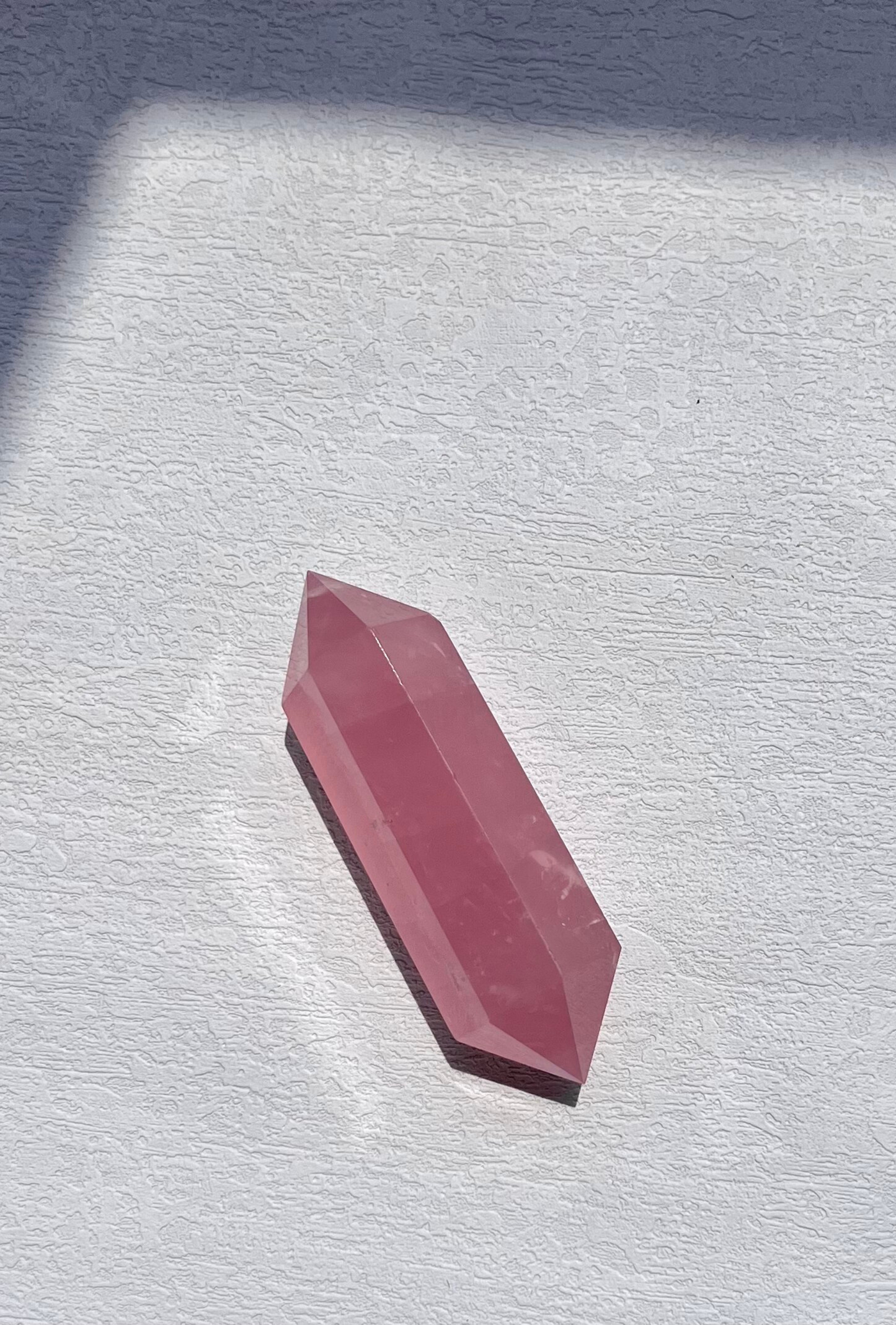 Double terminated rose quartz point